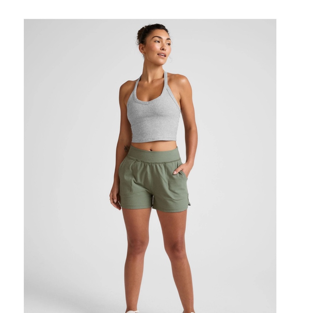 Beyond Yoga grey sage heather  3” Shorts